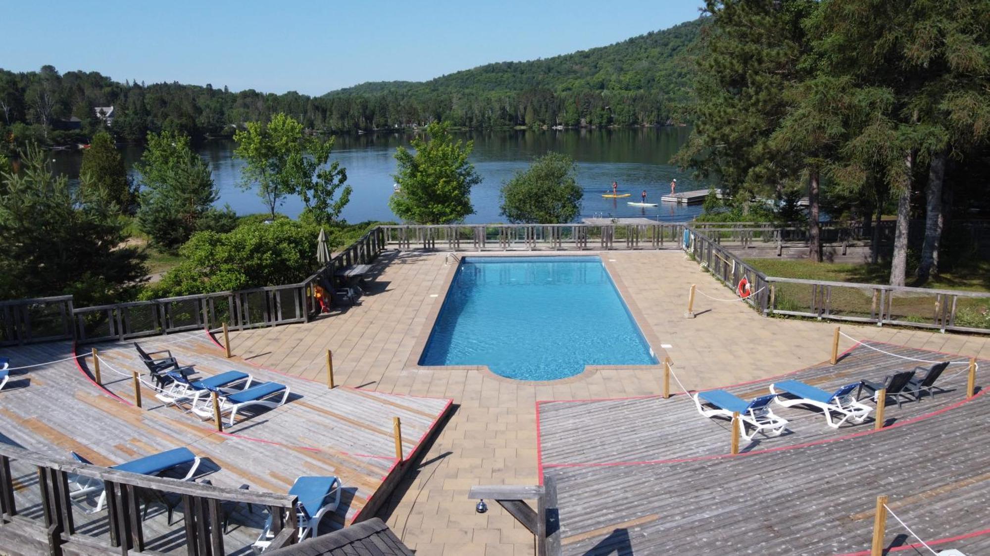 Lakefront Mountain View - Resort Loft Lac-Supérieur Extérieur photo