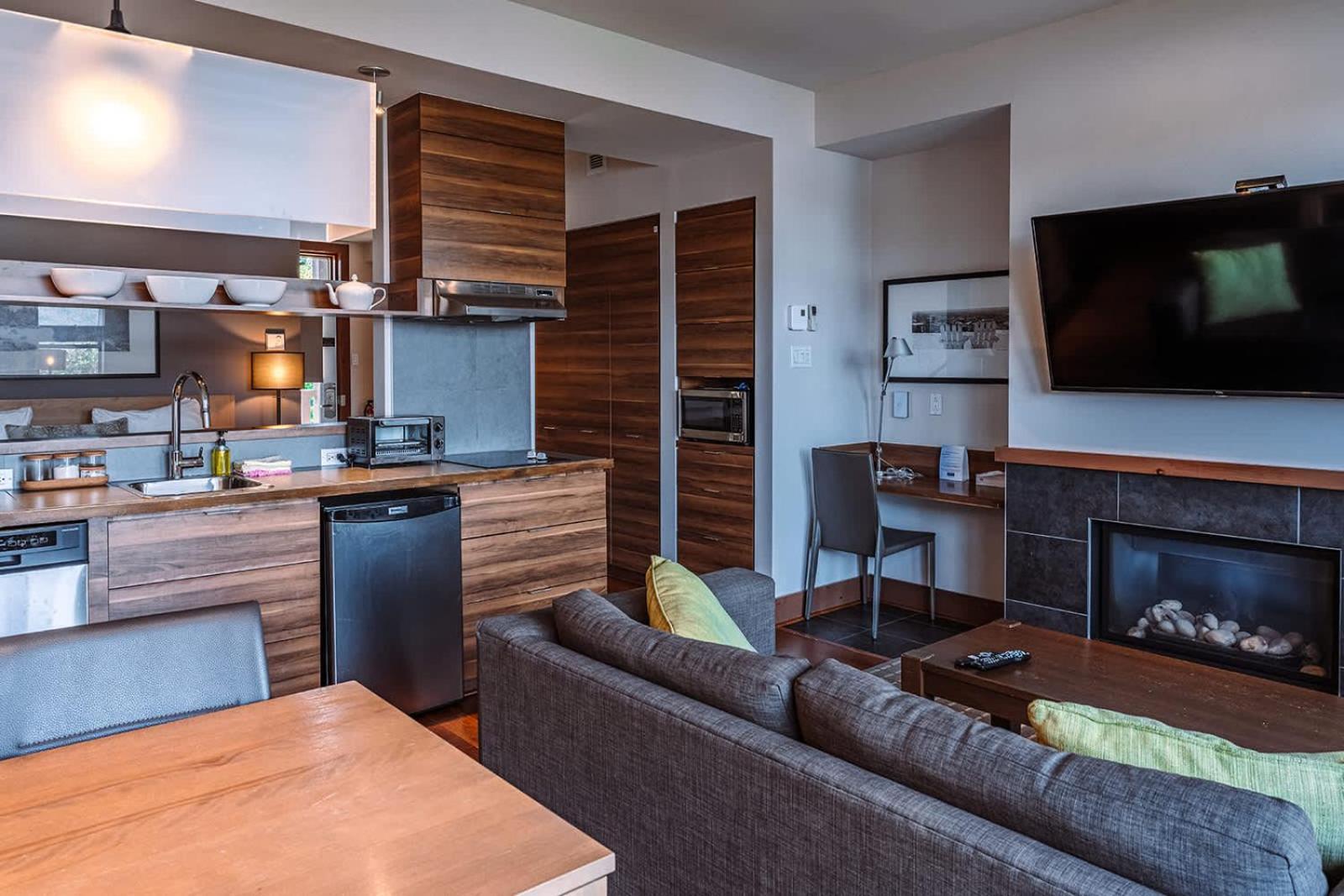 Lakefront Mountain View - Resort Loft Lac-Supérieur Extérieur photo
