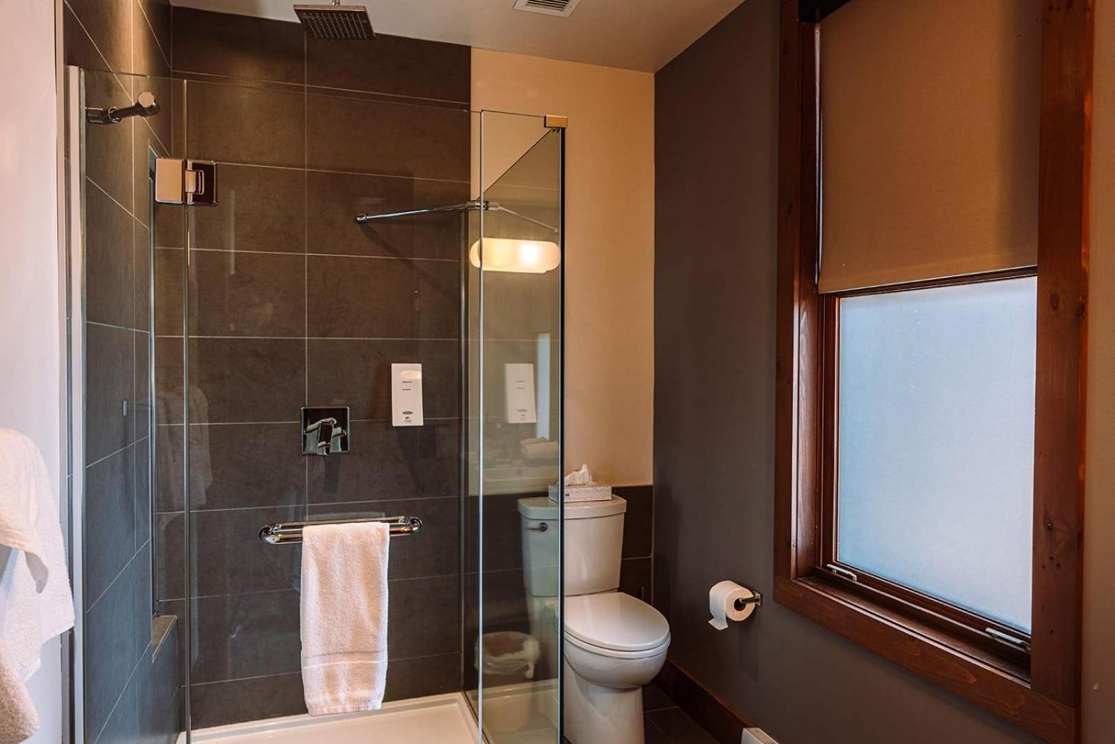 Lakefront Mountain View - Resort Loft Lac-Supérieur Extérieur photo